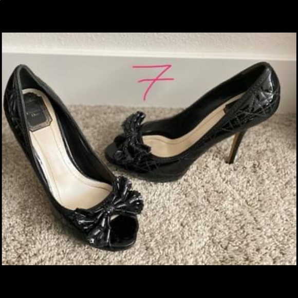 Christian Dior heels - Picture 1 of 1